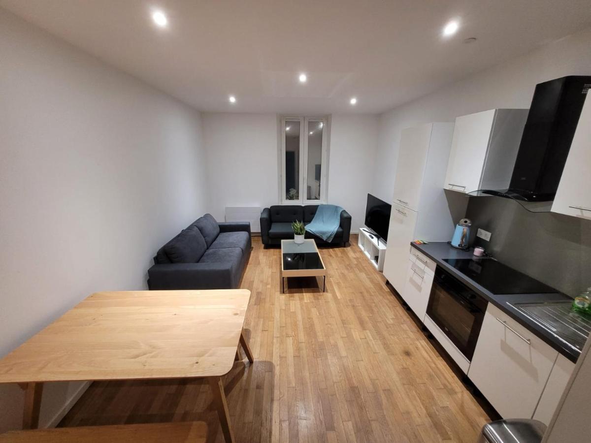 Le Champagnoles Apartment แร็งส์ ภายนอก รูปภาพ