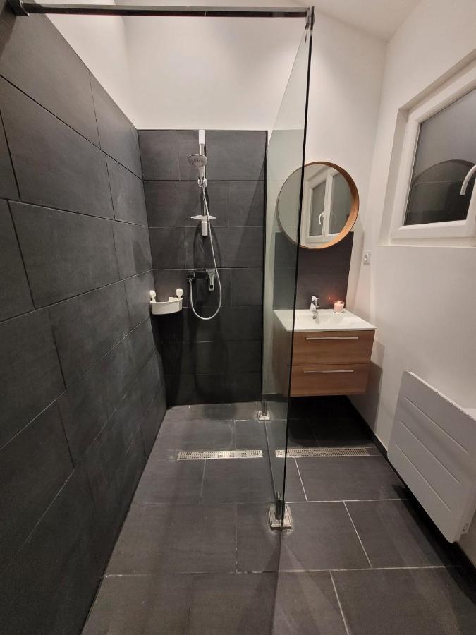 Le Champagnoles Apartment แร็งส์ ภายนอก รูปภาพ
